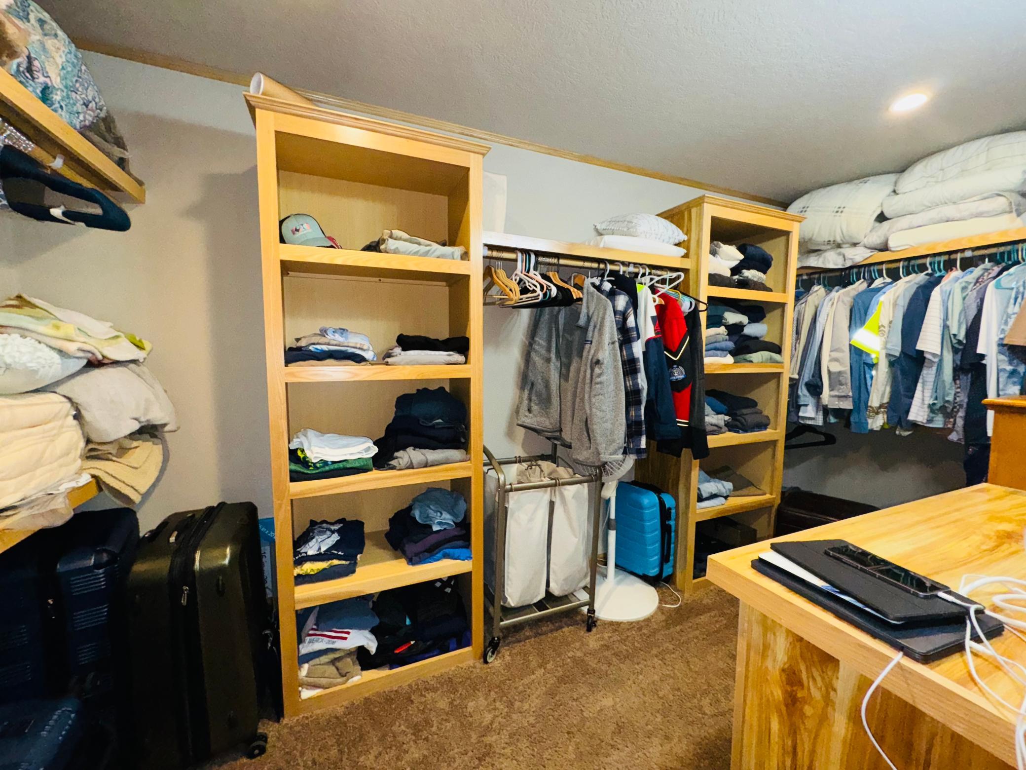 Bedroom 1 Walkin.JPG