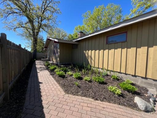 122 Craig Way NE, Minneapolis, MN 55432