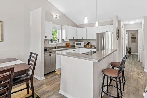 421 E Lake Street, Waconia, MN 55387