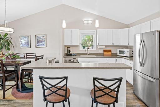 421 E Lake Street, Waconia, MN 55387