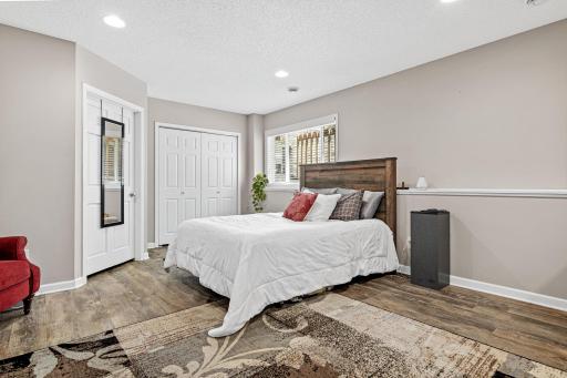 421 E Lake Street, Waconia, MN 55387