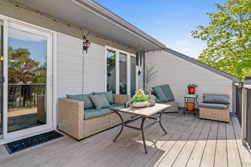 421 E Lake Street, Waconia, MN 55387