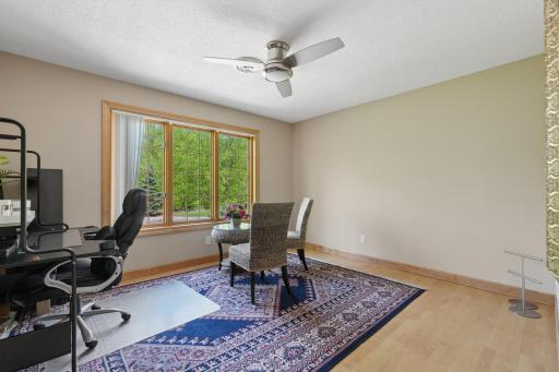 18751 Knollwood Circle, Lakeville, MN 55044