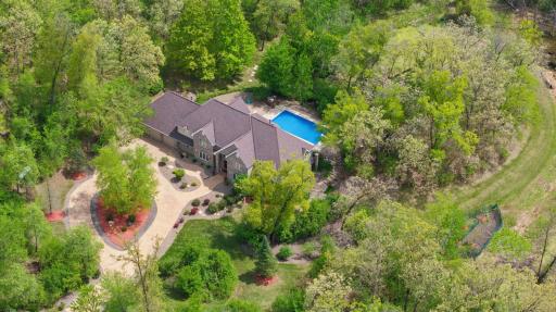 18751 Knollwood Circle, Lakeville, MN 55044
