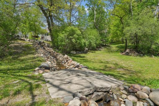 18751 Knollwood Circle, Lakeville, MN 55044