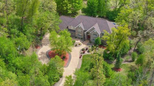 18751 Knollwood Circle, Lakeville, MN 55044