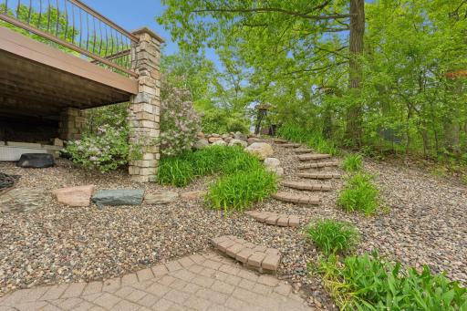 18751 Knollwood Circle, Lakeville, MN 55044