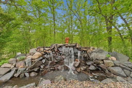 18751 Knollwood Circle, Lakeville, MN 55044