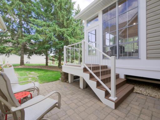 With multiple indoor and outdoor living spaces, you won't lack in space to entertain or relax!