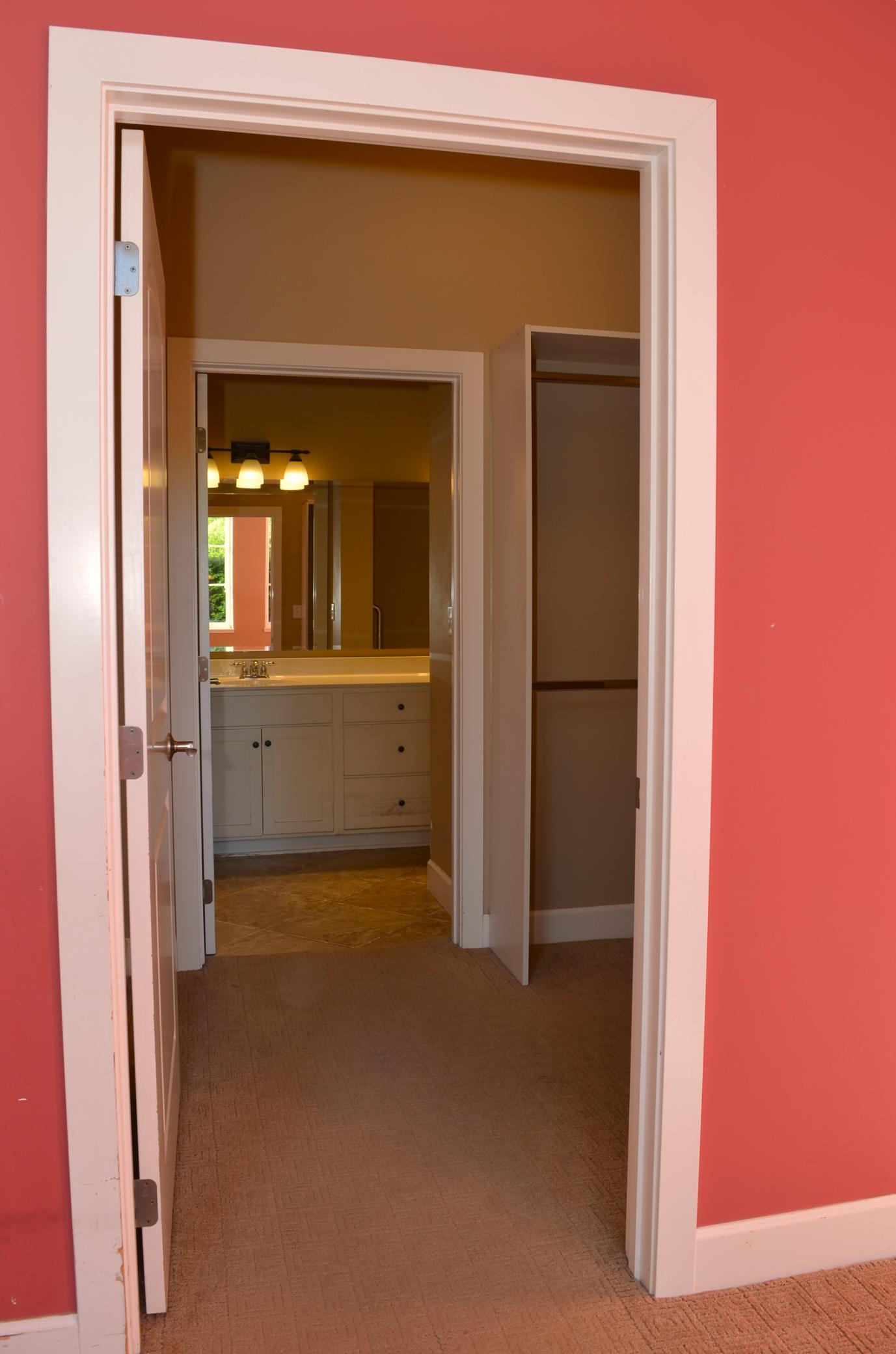 17 Owners Suite