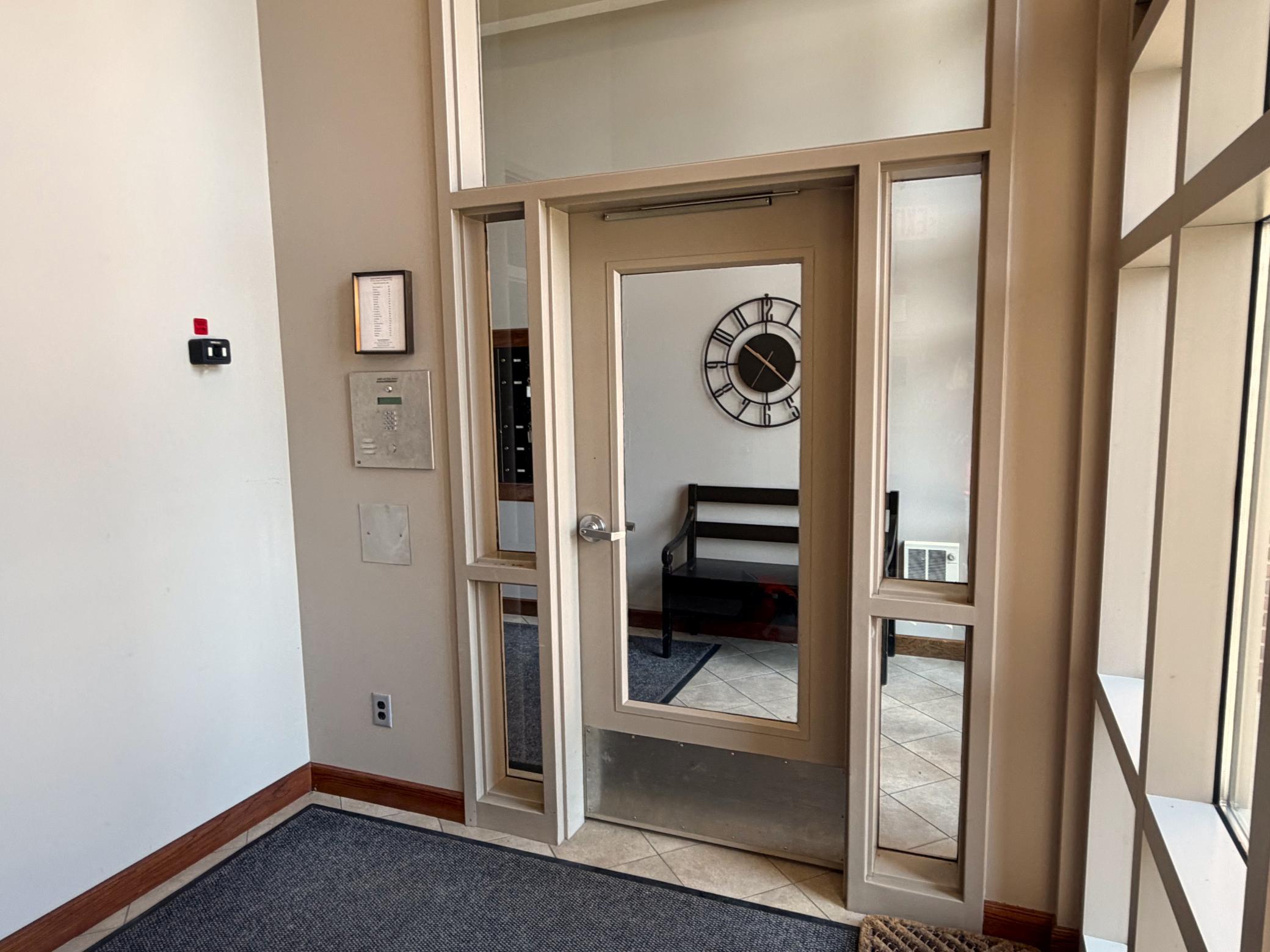 31 Main Entrance A1