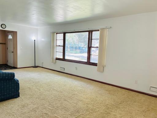 310 Oak Street, Clements, MN 56224