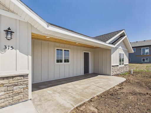 315 11th Street SE, Freeport, MN 56331