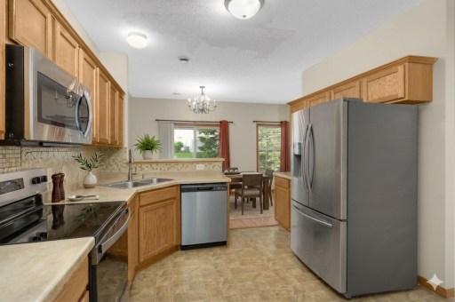 6869 Folkestone Road, 614, Apple Valley, MN 55124