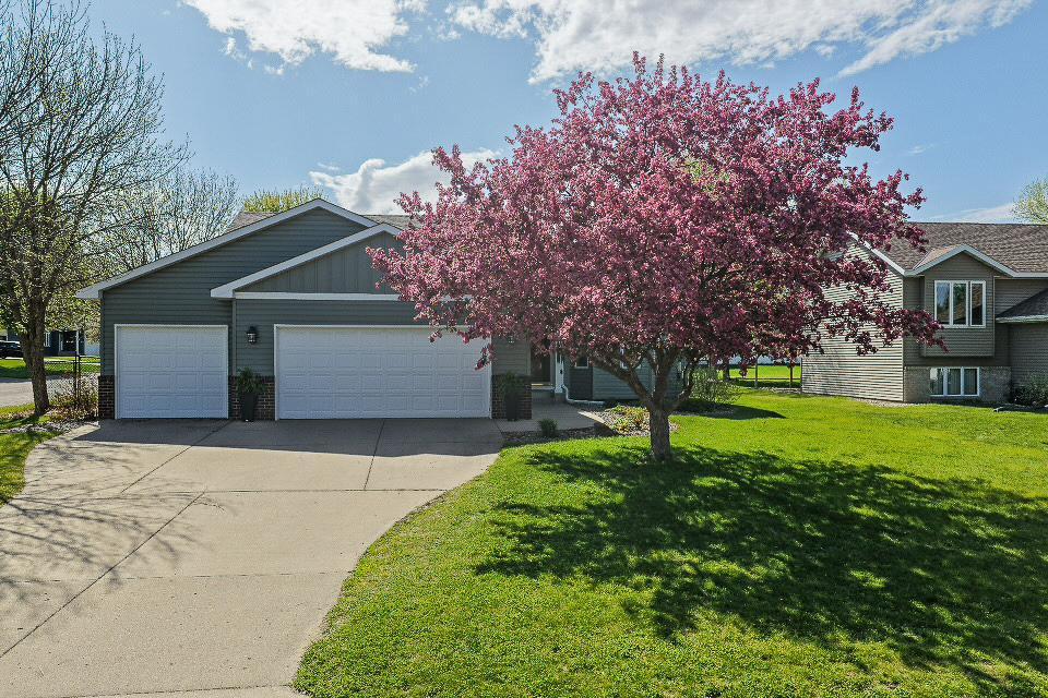 1403 5th Ave N Sartell MN 56377 Ext - 2.jpg