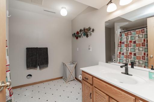 1403 5th Ave N Sartell MN 56377 - 14.jpg