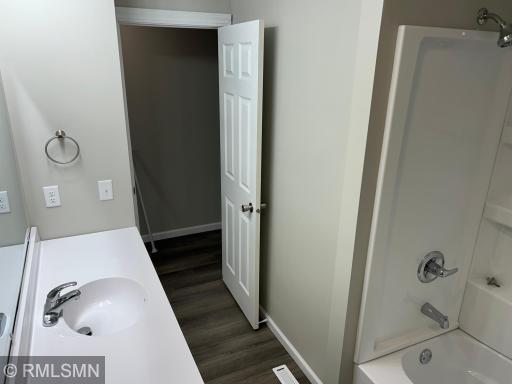 20555 Smith Street NW, Elk River, MN 55330