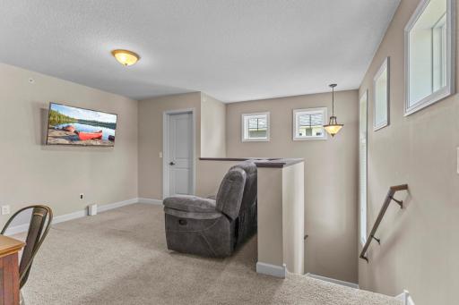9993 5th Street Lane N, Lake Elmo, MN 55042