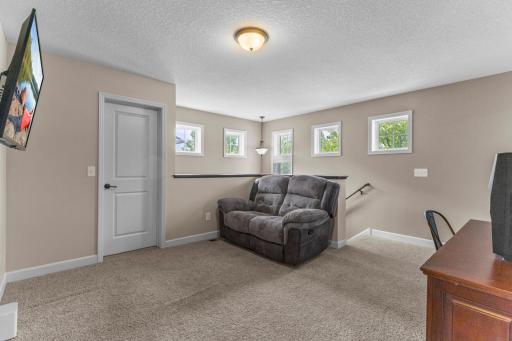 9993 5th Street Lane N, Lake Elmo, MN 55042
