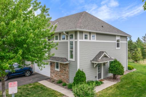 9993 5th Street Lane N, Lake Elmo, MN 55042