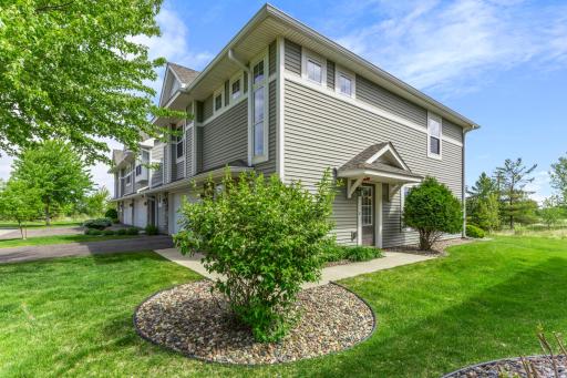 9993 5th Street Lane N, Lake Elmo, MN 55042