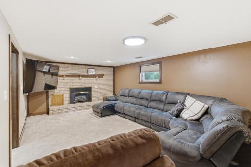 130 Half Moon Road, Wells, MN 56097