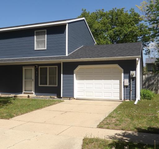 870 W Village Circle SE, Rochester, MN 55904