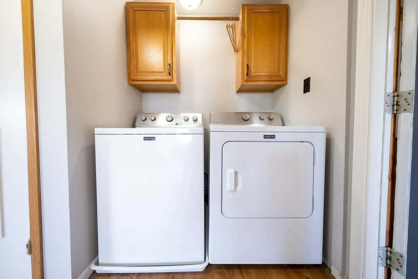 laundry upper unit