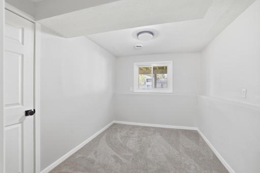 8016 81st Avenue N, Minneapolis, MN 55445