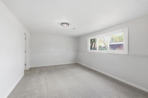 8016 81st Avenue N, Minneapolis, MN 55445