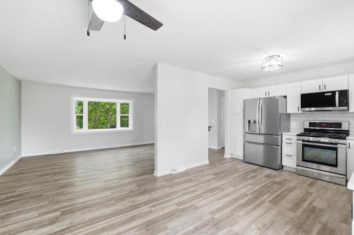 8016 81st Avenue N, Minneapolis, MN 55445