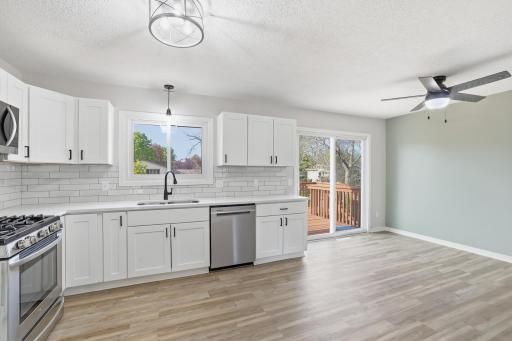8016 81st Avenue N, Minneapolis, MN 55445