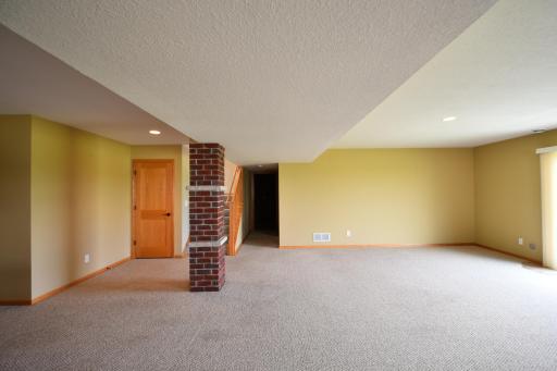 818 Augusta Avenue, Zumbrota, MN 55992