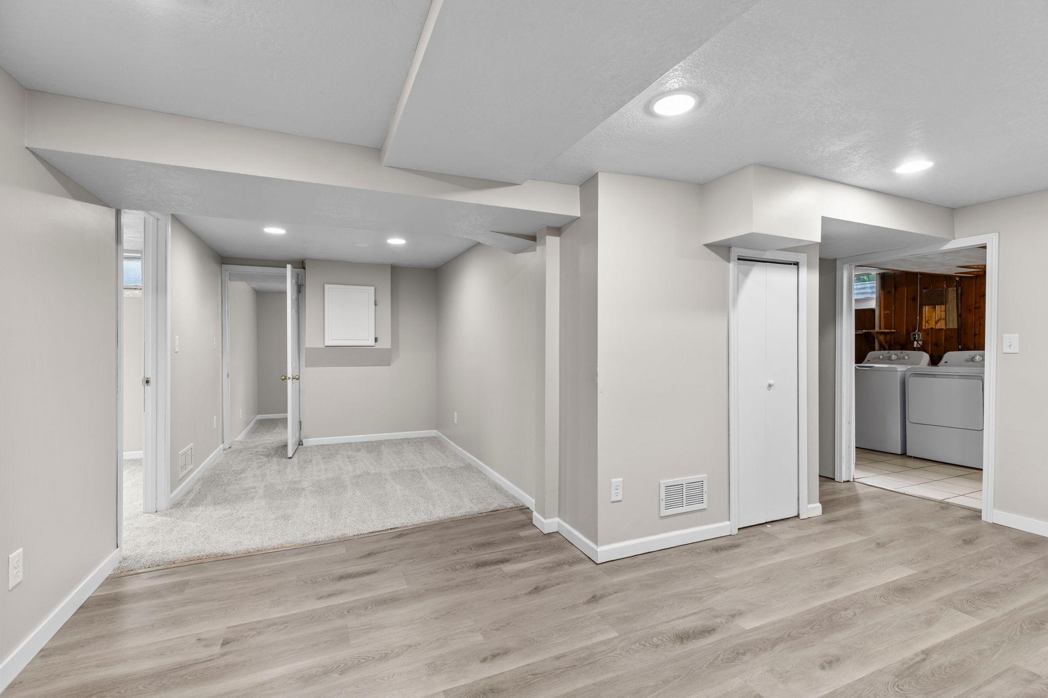 33-web-or-mls-1633 Sherwood Ave-96.jpg