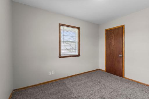 1633 Sherwood Avenue, Saint Paul, MN 55106