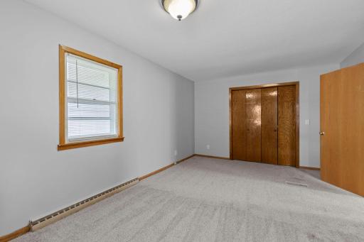 1633 Sherwood Avenue, Saint Paul, MN 55106