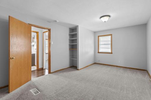 1633 Sherwood Avenue, Saint Paul, MN 55106