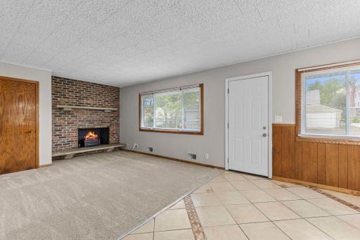 1633 Sherwood Avenue, Saint Paul, MN 55106