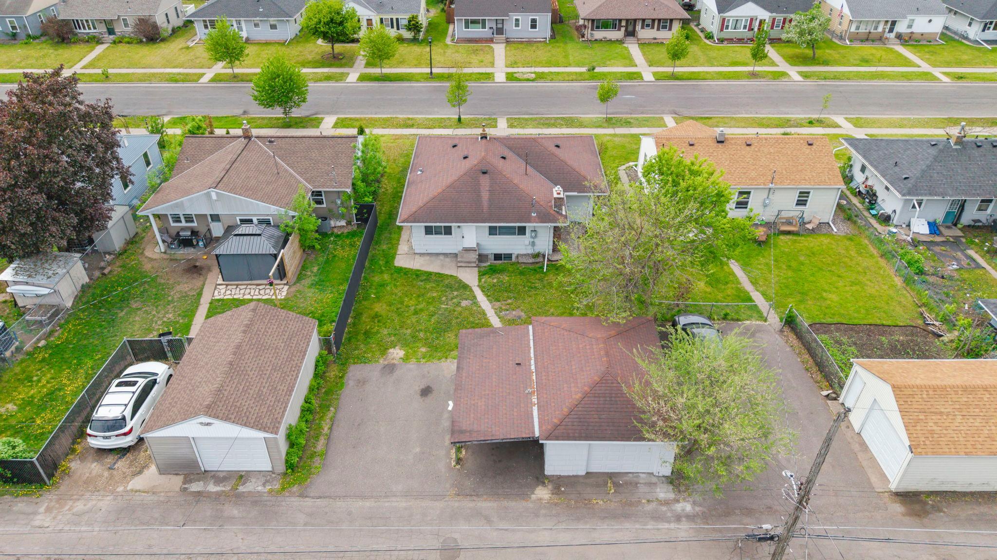 53-web-or-mls-1633 Sherwood Ave-157.jpg