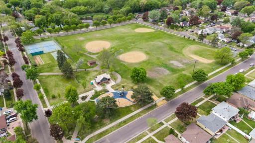 1633 Sherwood Avenue, Saint Paul, MN 55106