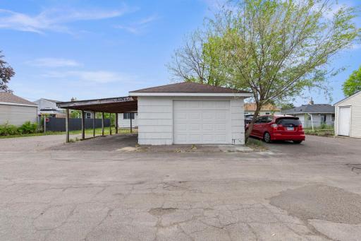 1633 Sherwood Avenue, Saint Paul, MN 55106