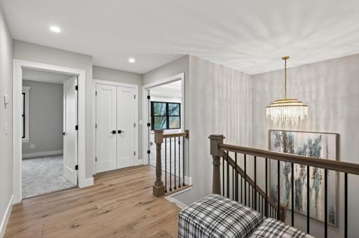 5319 Glenwood Avenue, Minneapolis, MN 55422