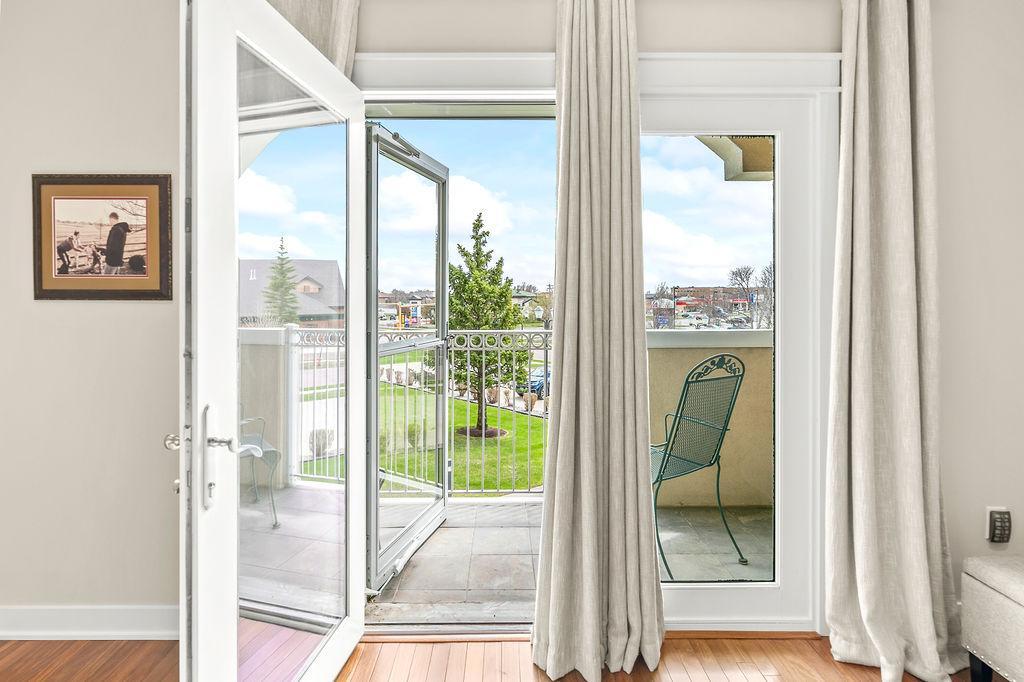 Master Bedroom Balcony
