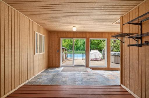 5737 N Highlands Court, Lake Elmo, MN 55042