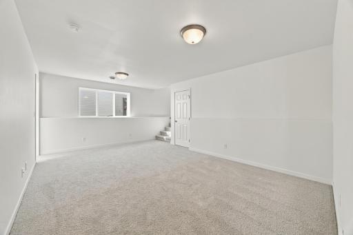 6722 Selkirk Drive S, Fargo, ND 58104