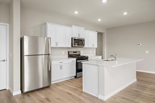 300 Florence Avenue S, Annandale, MN 55302