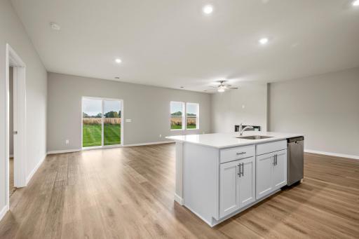 300 Florence Avenue S, Annandale, MN 55302