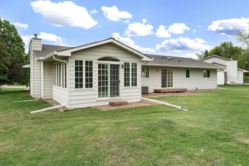 307 14th Place NW, Austin, MN 55912
