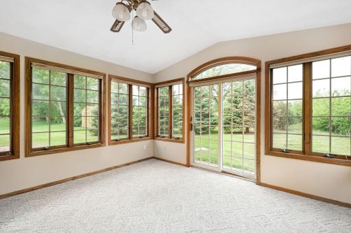 307 14th Place NW, Austin, MN 55912
