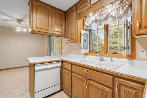 307 14th Place NW, Austin, MN 55912